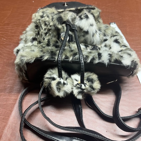 Small backpack - Picture 2 of 6